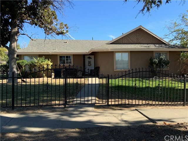 Property Photo: 1695 N Hudson CA 92404