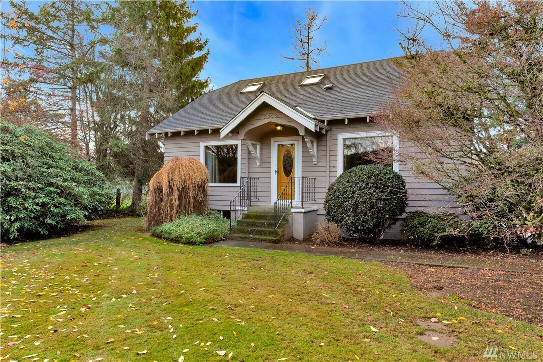 Property Photo:  5445 Northwest Dr  WA 98226 