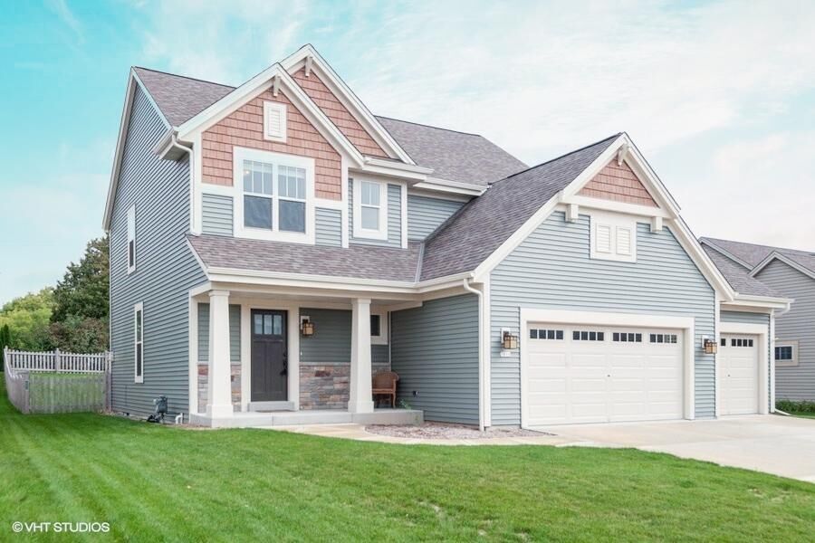 Property Photo:  1816 Cloverview St  WI 53095 
