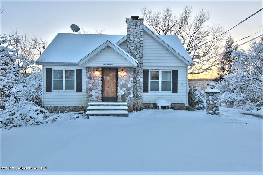 Property Photo:  114 Horseshoe Drive  PA 18444 