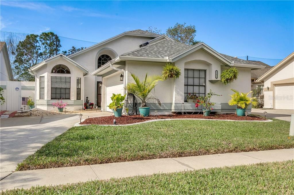 Property Photo:  11636 Peach Grove Lane  FL 32821 