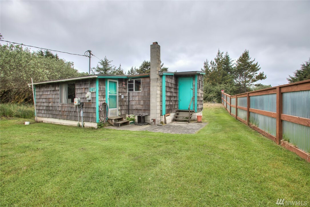 Property Photo:  55 Chickamin Ave  WA 98550 