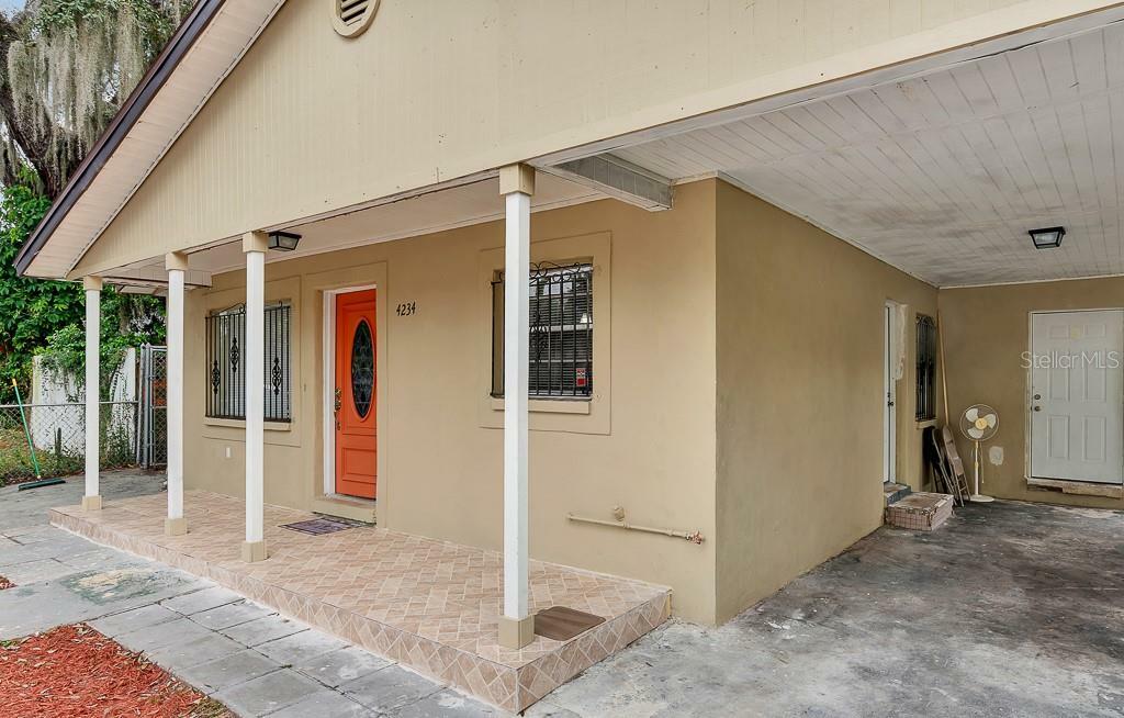 Property Photo:  4234 E Cayuga Street  FL 33610 