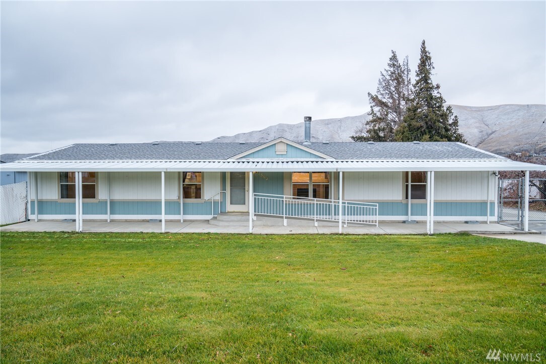 Property Photo:  1563 Tybeau Rd  WA 98801 