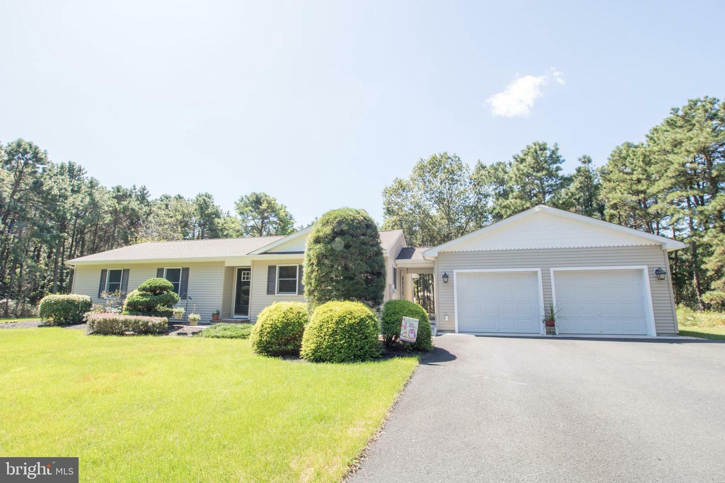 Property Photo:  1581 Lincoln Boulevard  NJ 08759 