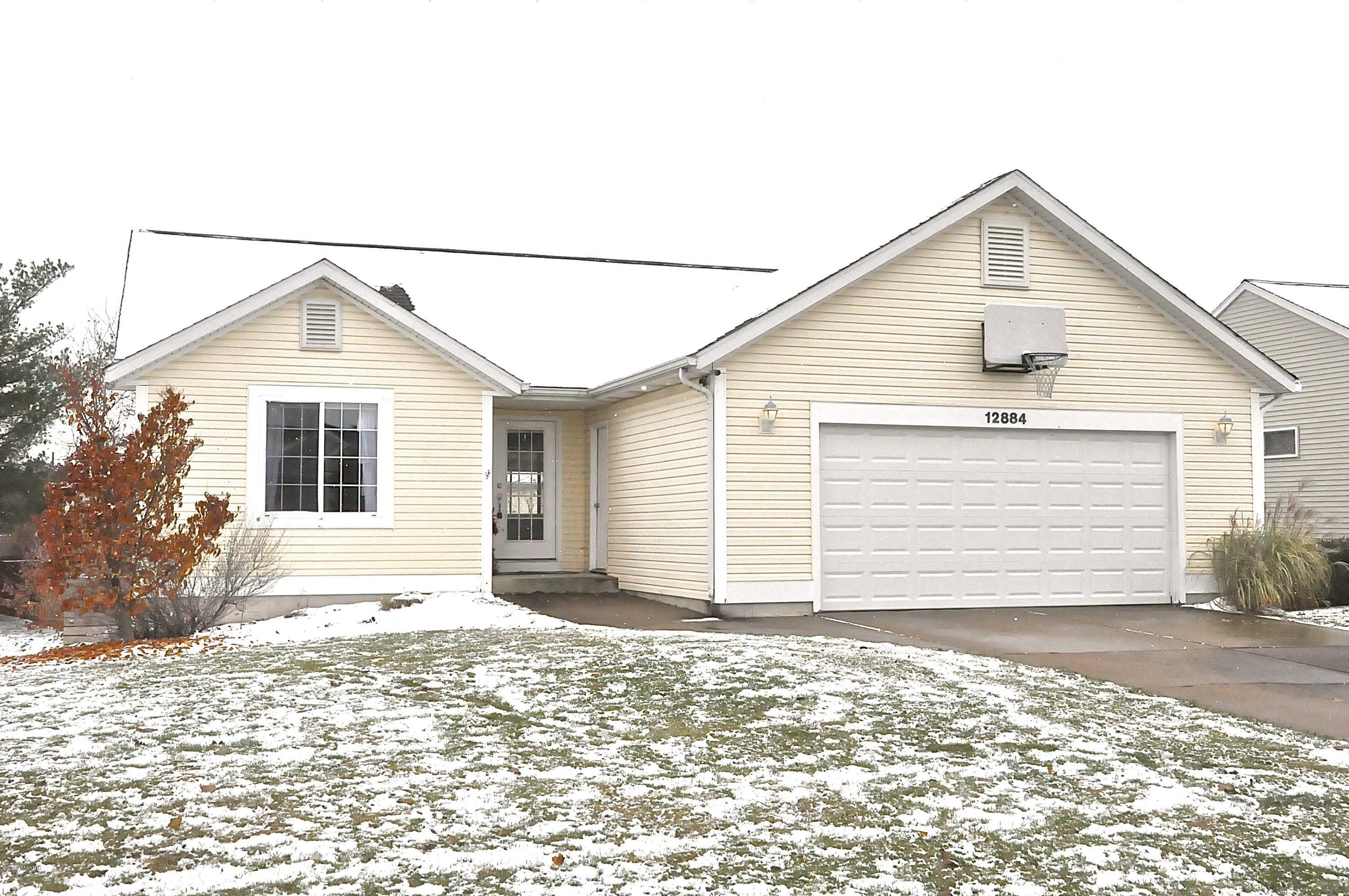Property Photo:  12884 Thistlewood Lane  MI 49424 