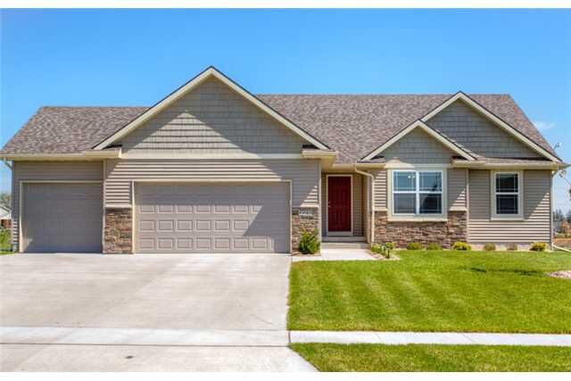 Property Photo:  9045 Silver Street  IA 50266 