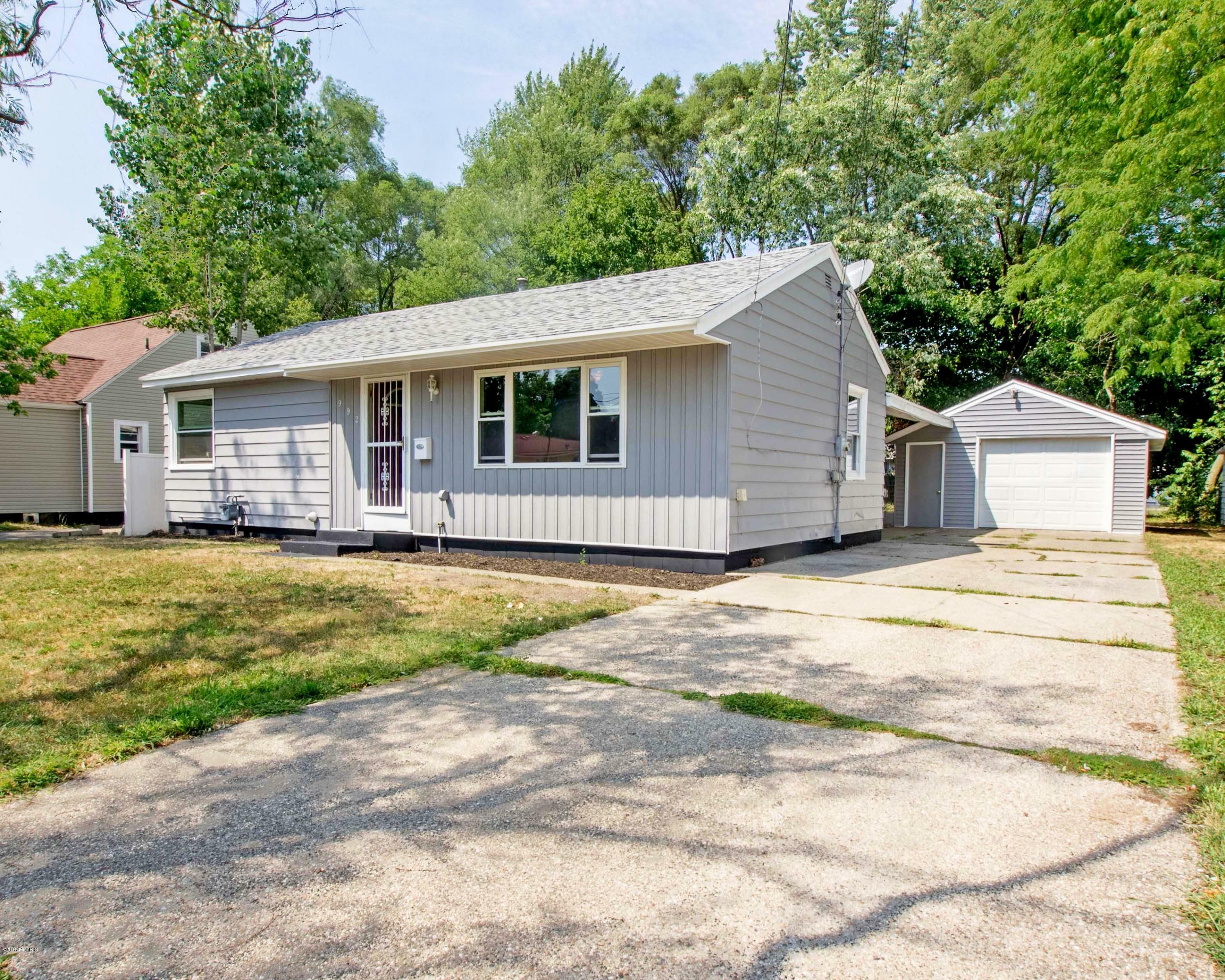 Property Photo:  992 Allen Avenue  MI 49442 