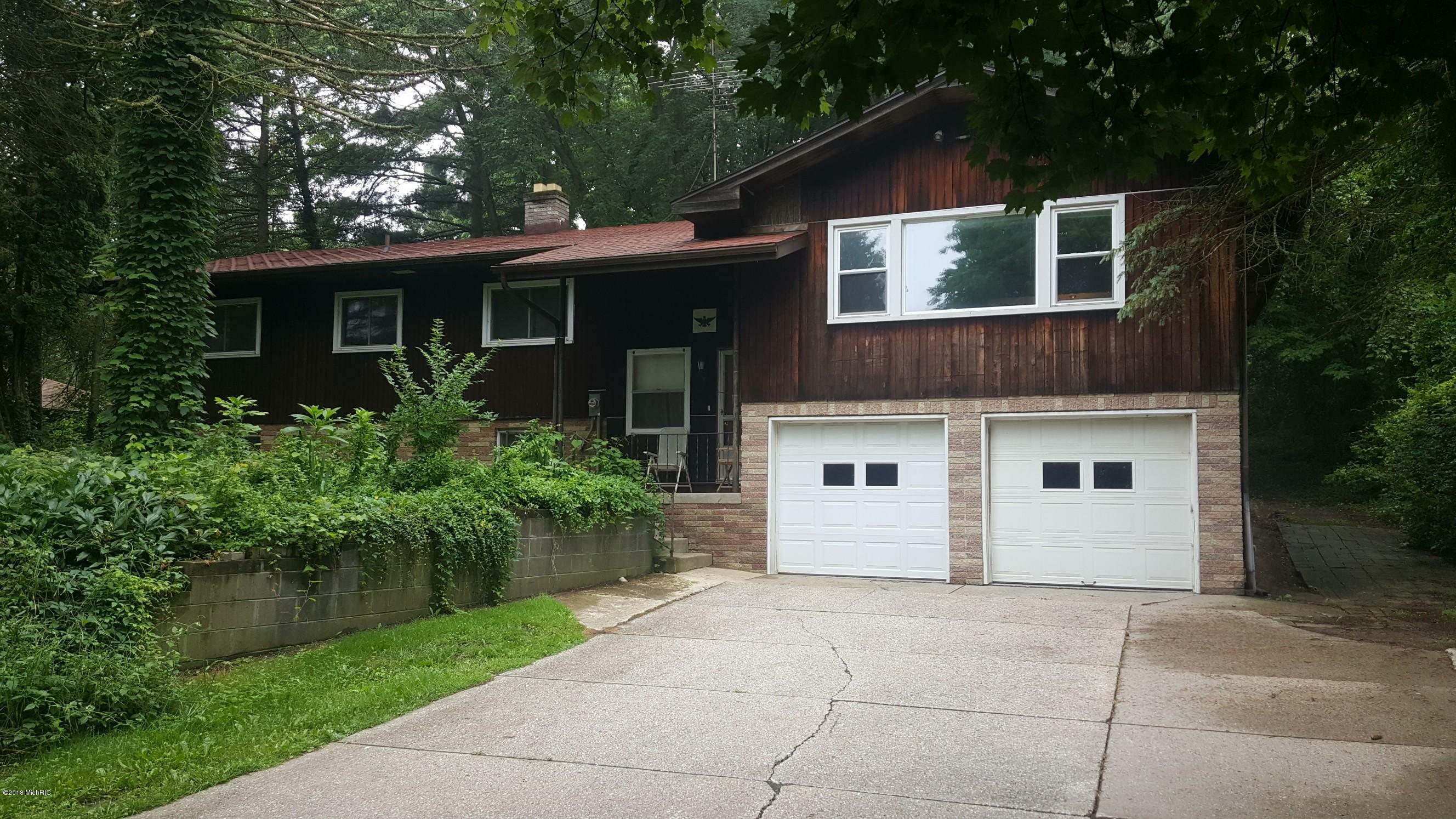 Property Photo:  420 N Philip Road  MI 49120 