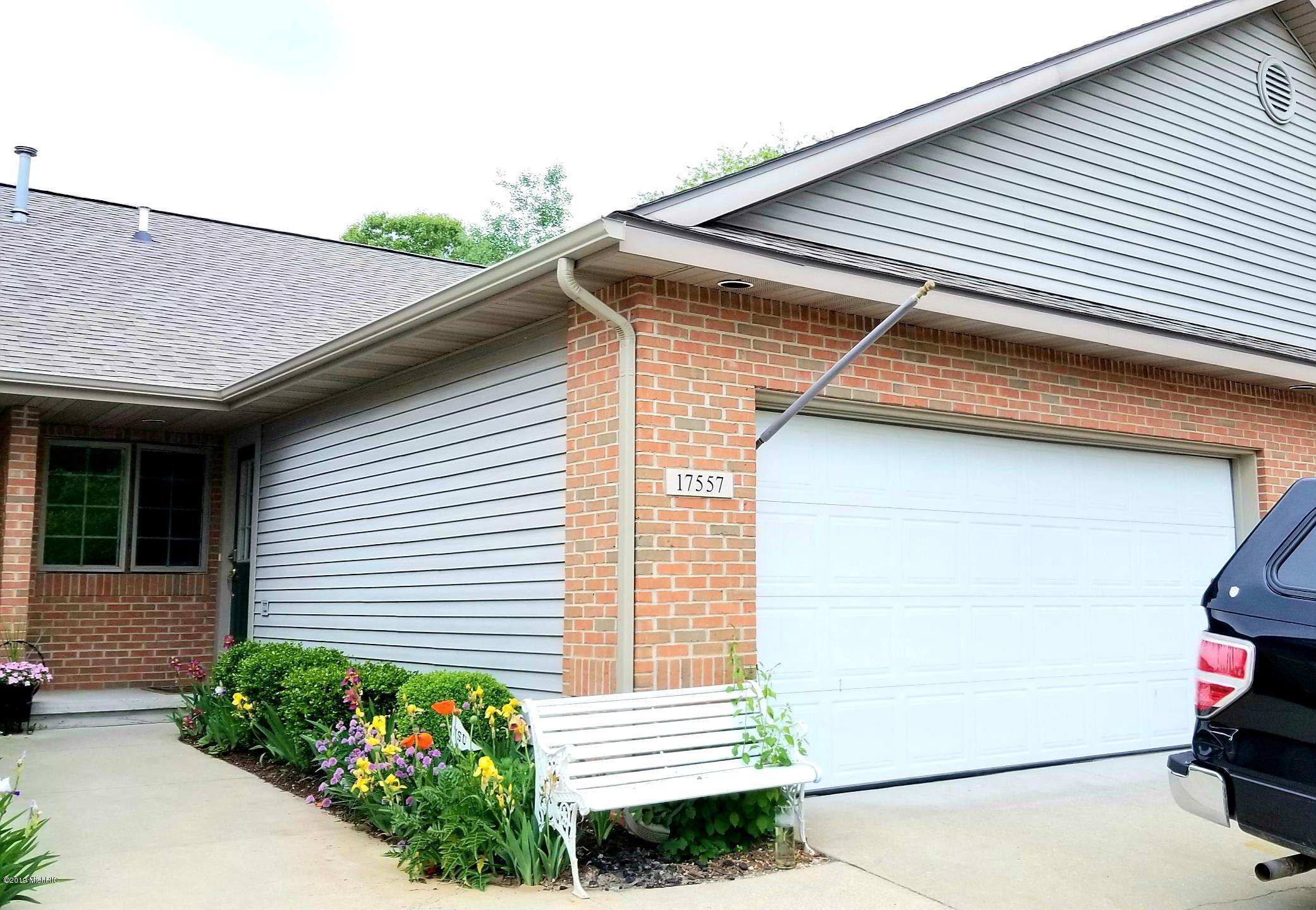 Property Photo: 17557 Park Place Circle MI 49456