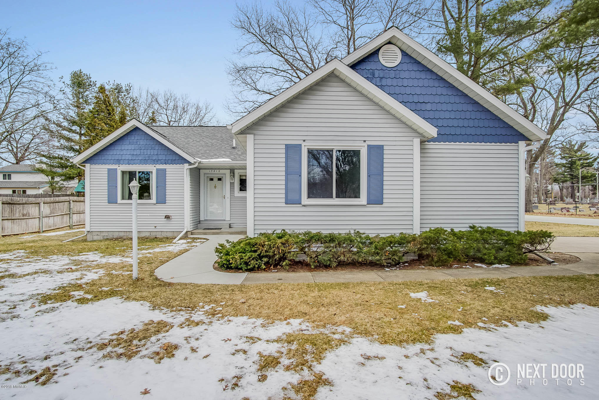 Property Photo: 17212 Benjamin Street MI 49456