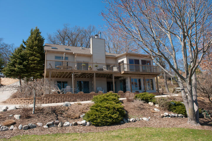 7634 Ravenswood Avenue  Montague MI 49437 photo