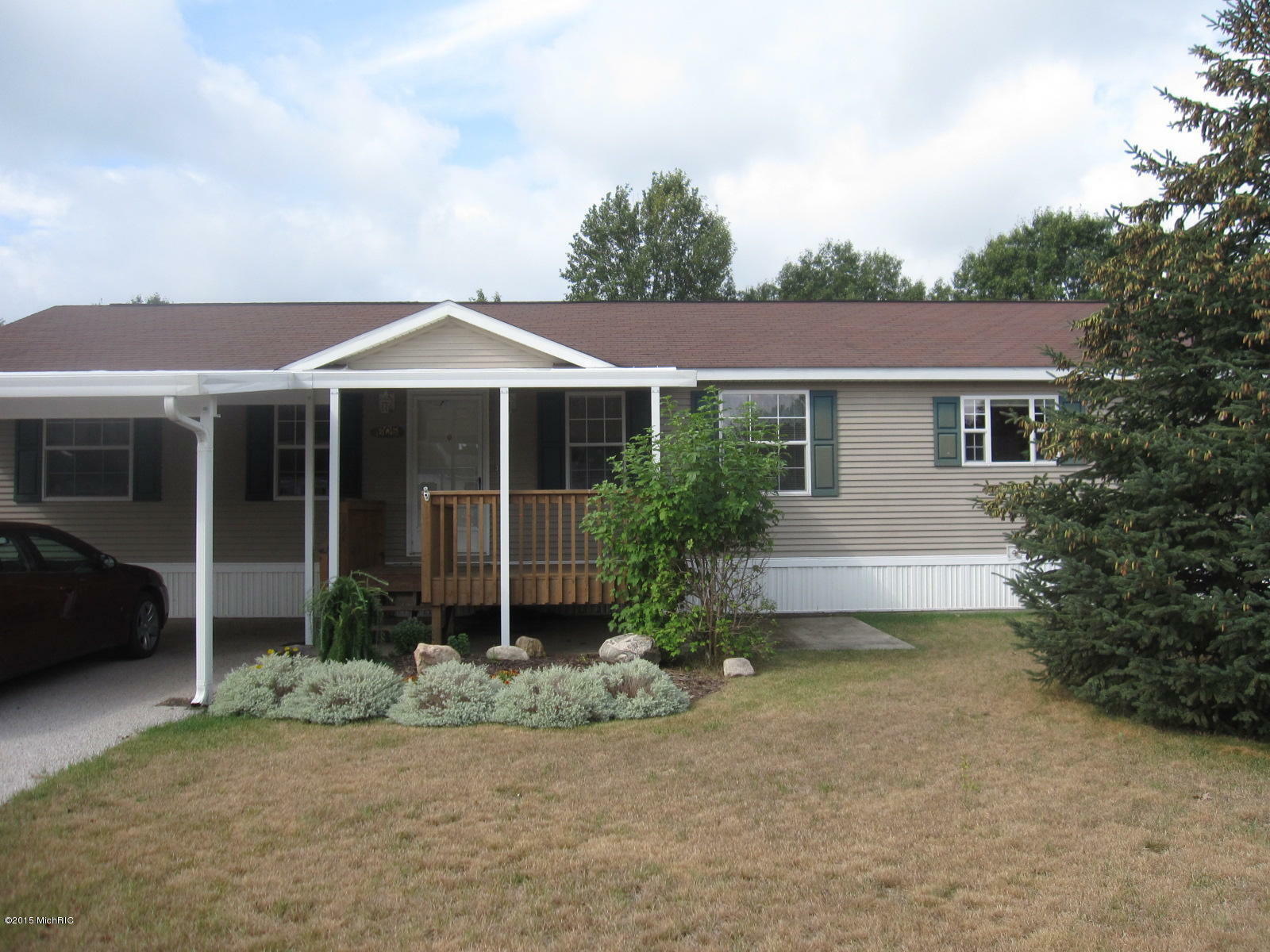 Property Photo:  605 Coho  MI 49337 