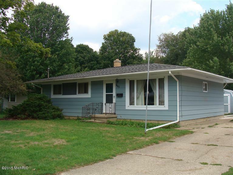 Property Photo:  663 S Sherman  MI 49010 