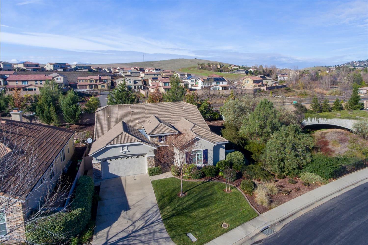 Property Photo:  2038 Ranch Bluff Way  CA 95762 