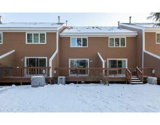Property Photo: 6 Steeplechase Court 6 MA 01832
