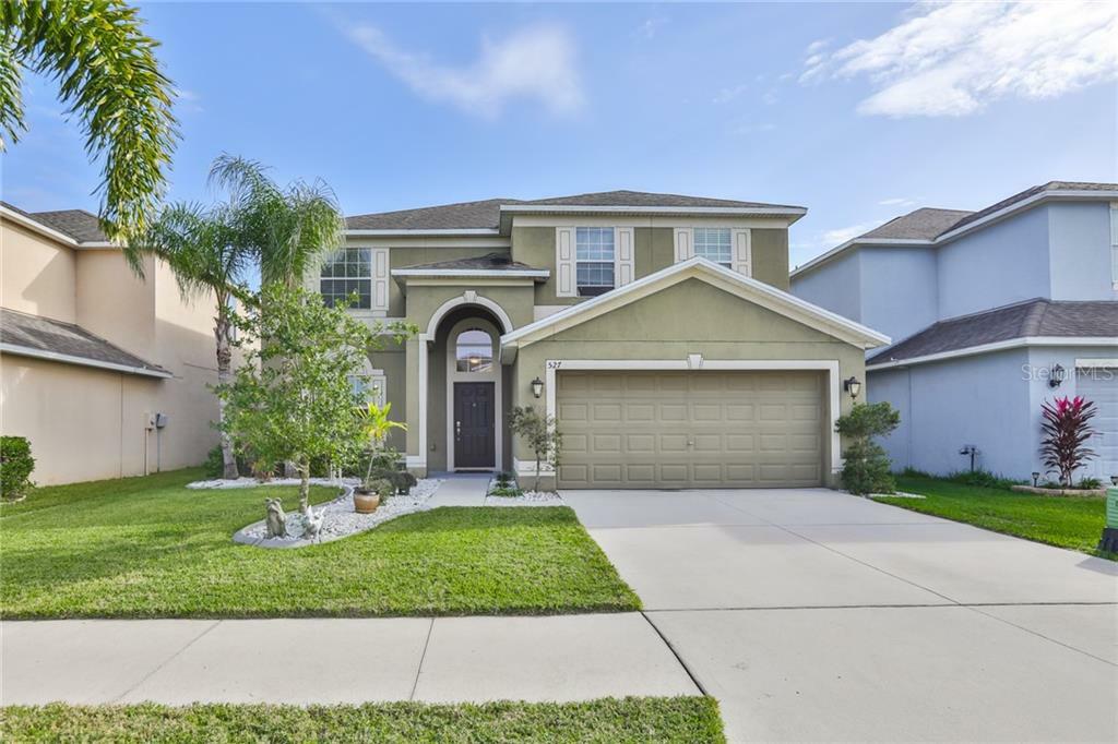 Property Photo:  527 Vista Ridge Drive  FL 33570 