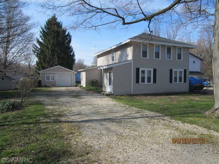 Property Photo:  8014 Shore Lane  MI 49098 