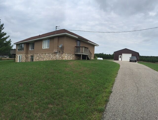Property Photo: 5347 E Bear River MI 49713