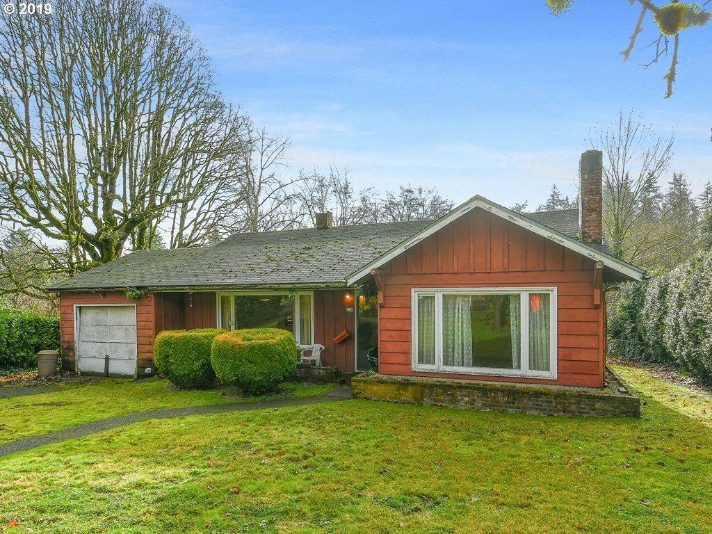 Property Photo:  850 NW 7th Ave  WA 98607 