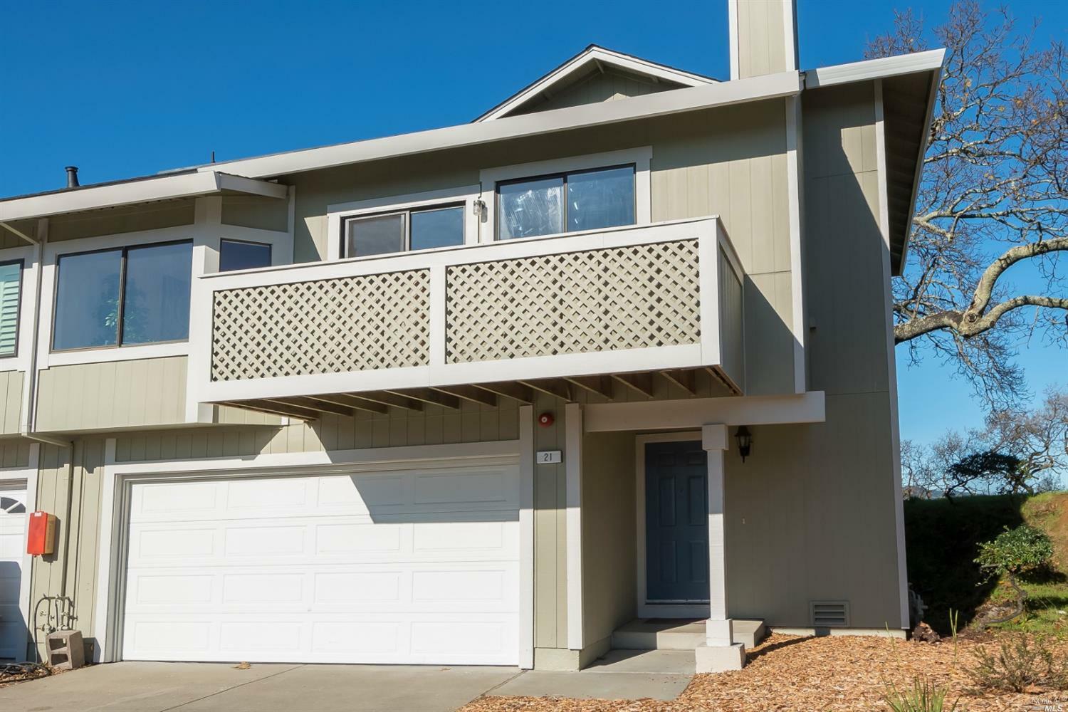 Property Photo: 21 Briarwood Court CA 94947