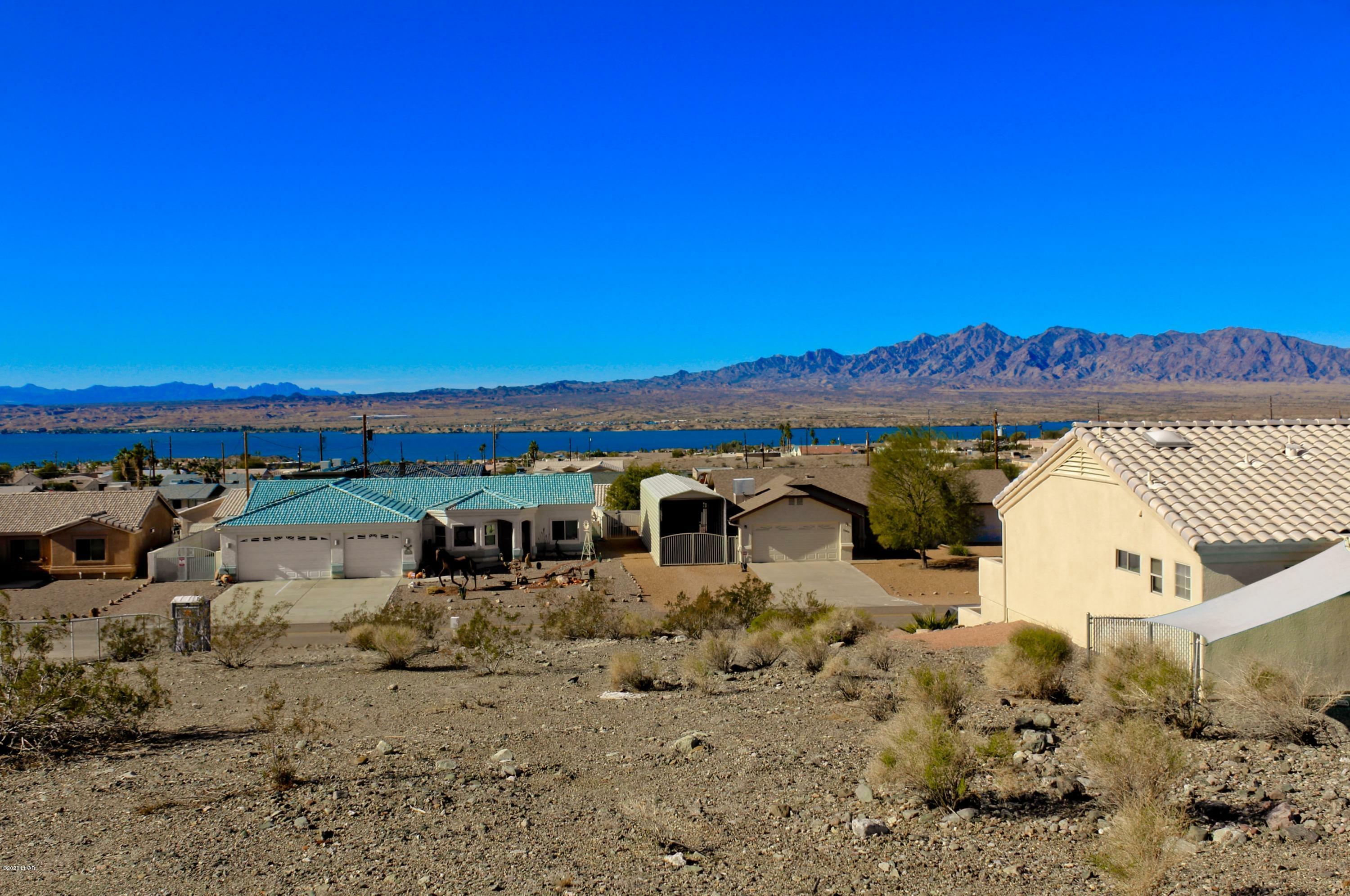 Property Photo:  1370 Nautilus Dr  AZ 86404 