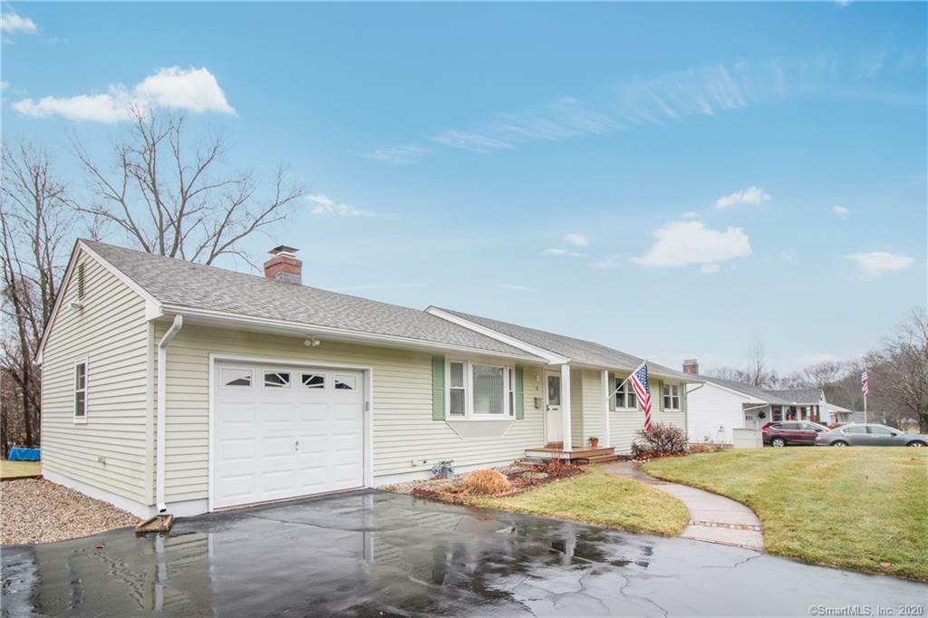 Property Photo:  85 Woodland Road  CT 06067 