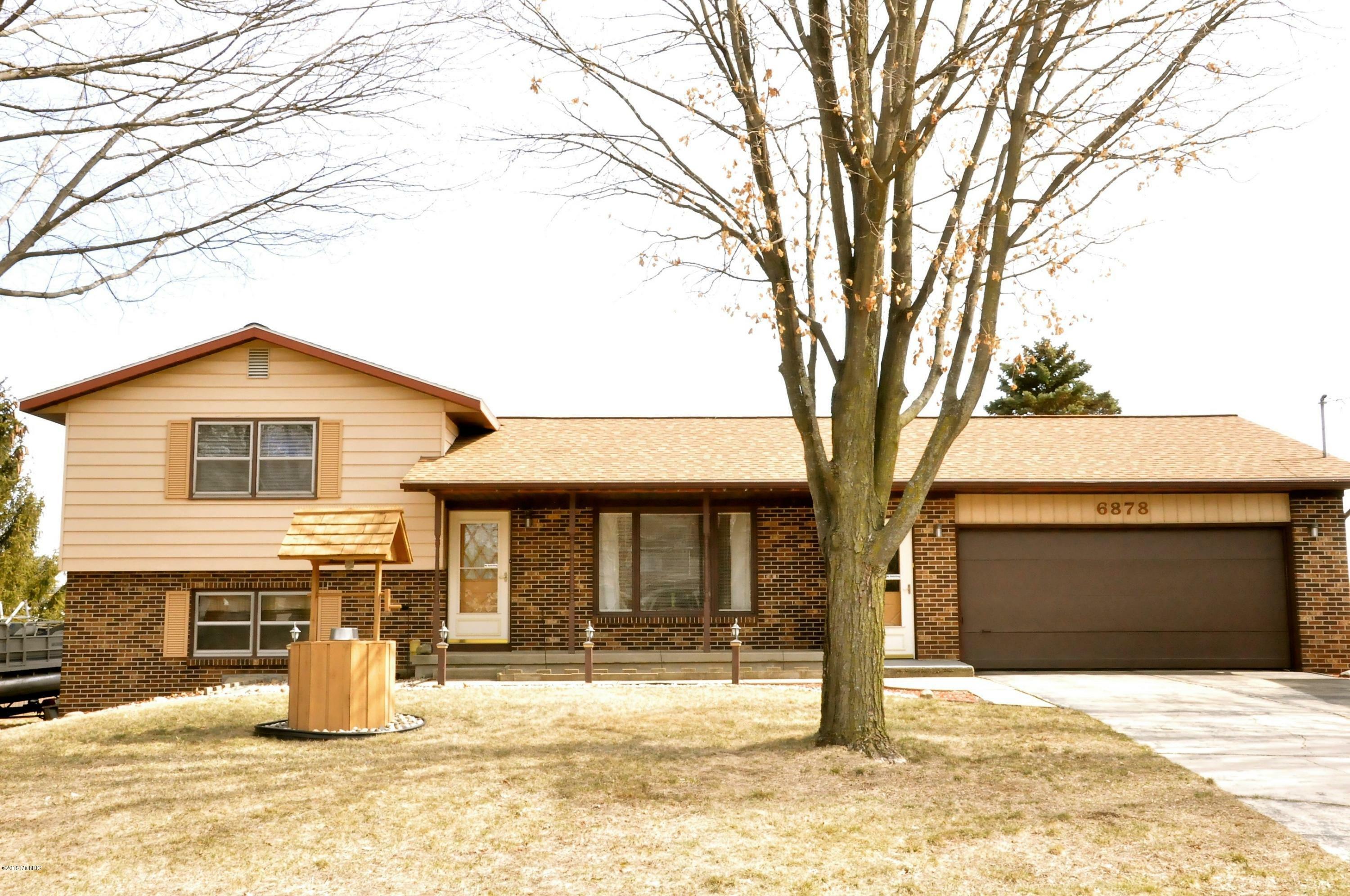 Property Photo: 6878 40th Avenue MI 49426