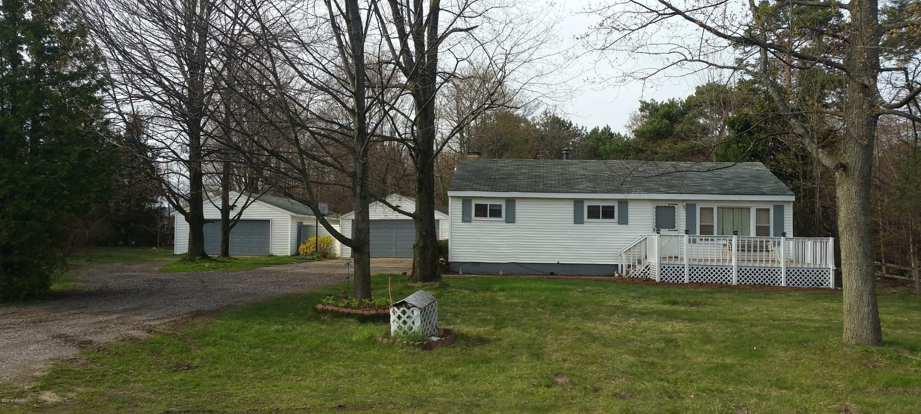 Property Photo:  2034 E Mt Garfield Road  MI 49444 