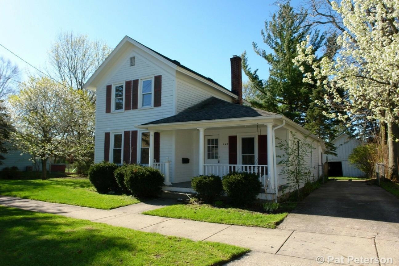 Property Photo:  142 Grove Street  MI 49345 