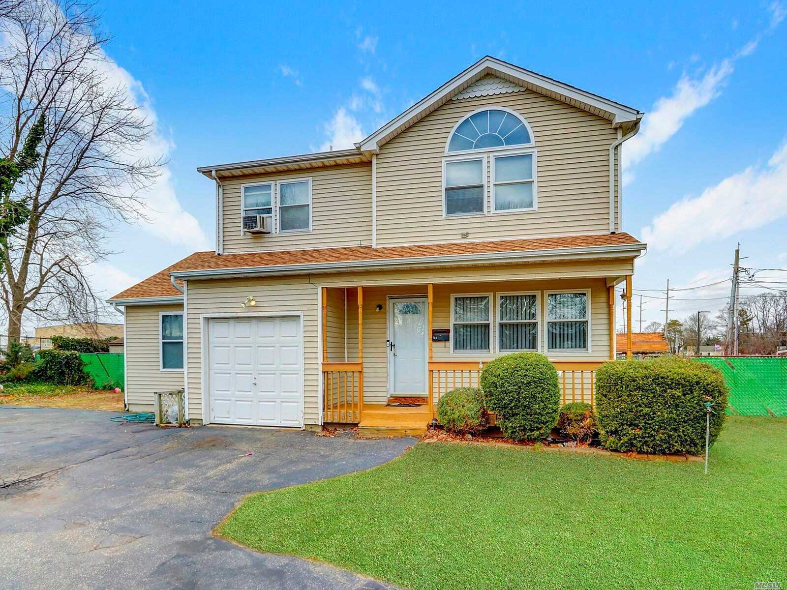 Property Photo: 702 Little East Neck Road NY 11704