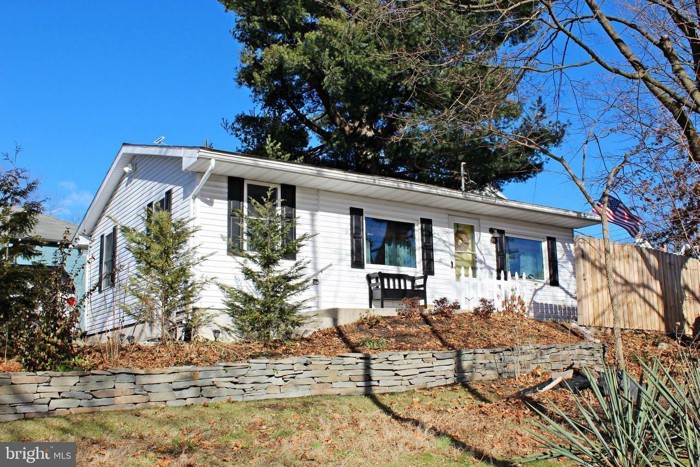 Property Photo:  58 S 18th Street  PA 17011 