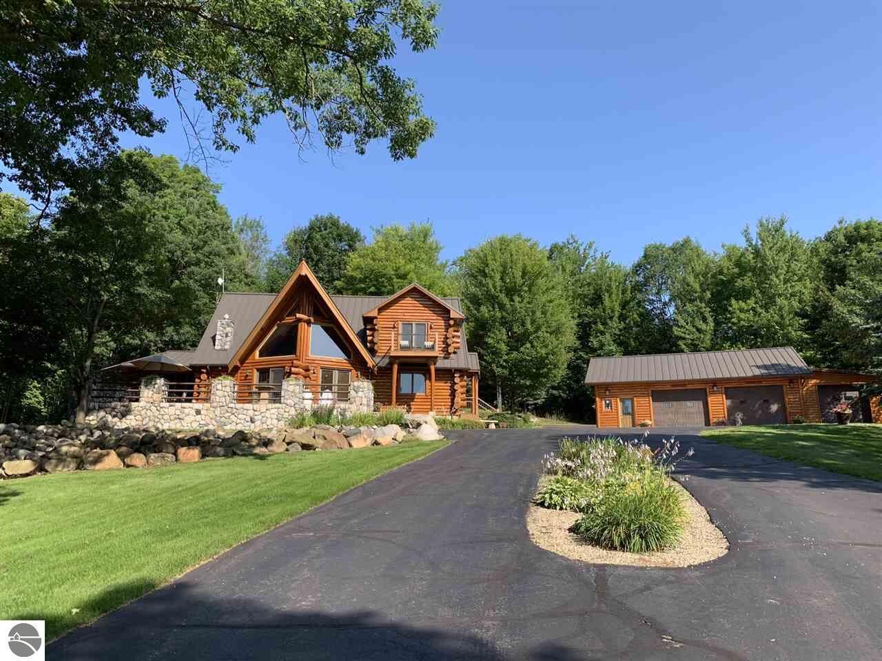 Property Photo:  6100 S Clare Avenue  MI 48617 