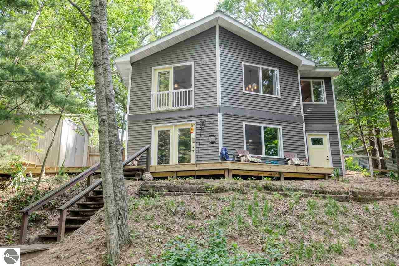 Property Photo:  4504 E Sanford Lake Drive  MI 49650 