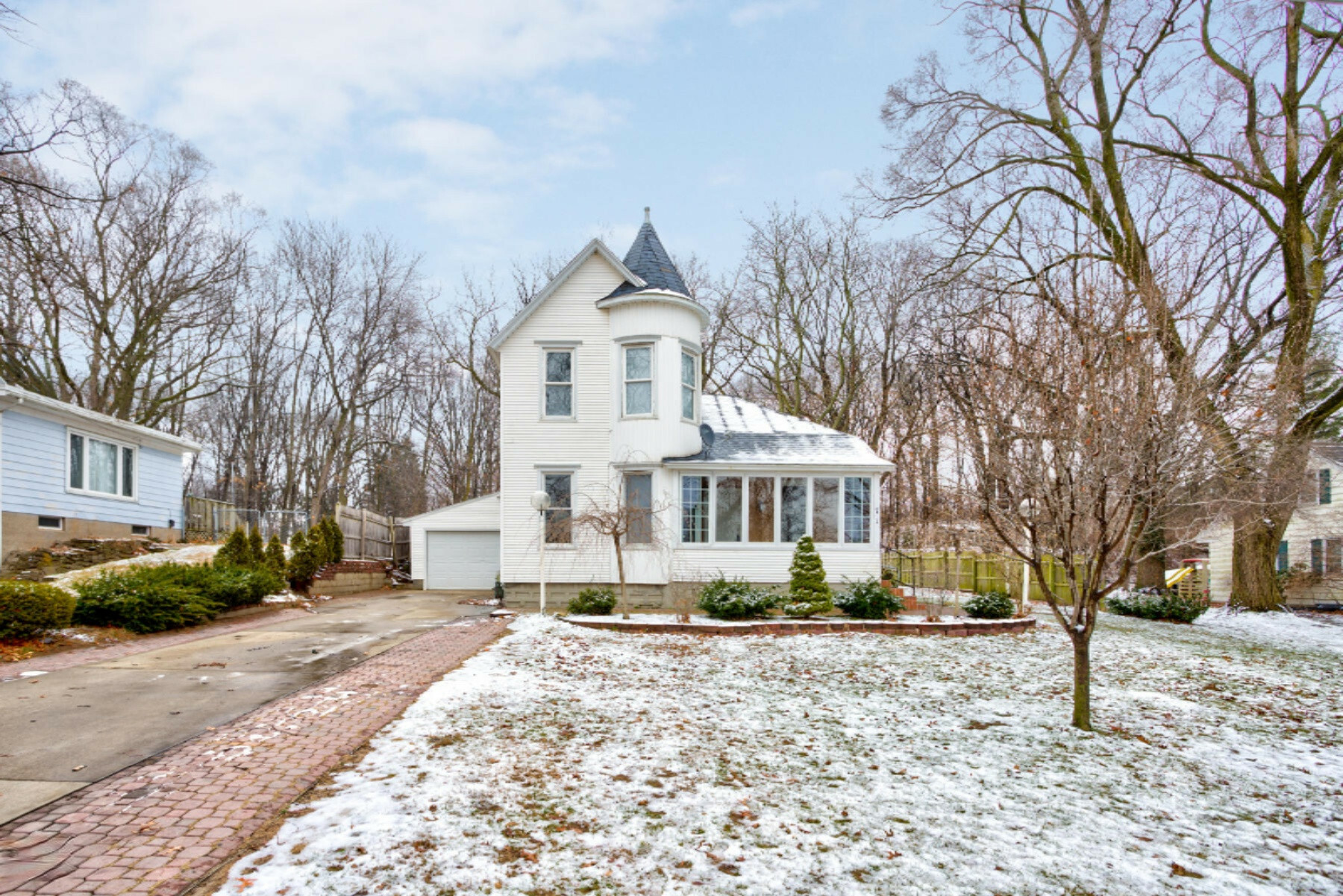 Property Photo: 71 River Hills Drive MI 49424