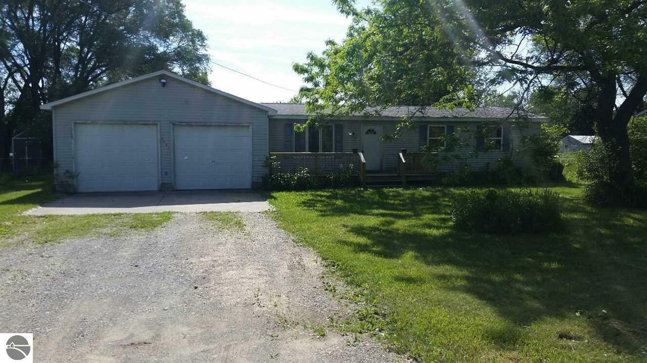 3731 S Shepherd Road  Mt Pleasant MI 48858 photo