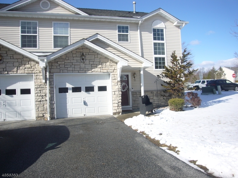 Property Photo:  11 Crestmont Ct  NJ 07419 