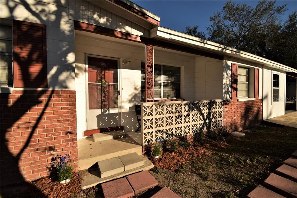 Property Photo:  450 4th Street NE  FL 33770 