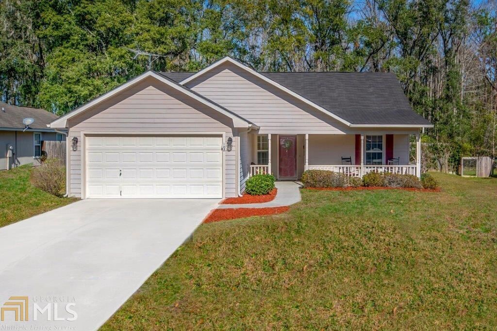 Property Photo:  108 Lake Palms Drive  GA 31548 