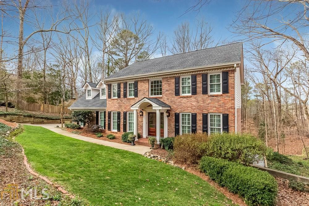 Property Photo: 330 Skyridge Dr GA 30350