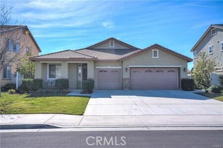 Property Photo: 853 Volande Court CA 92571