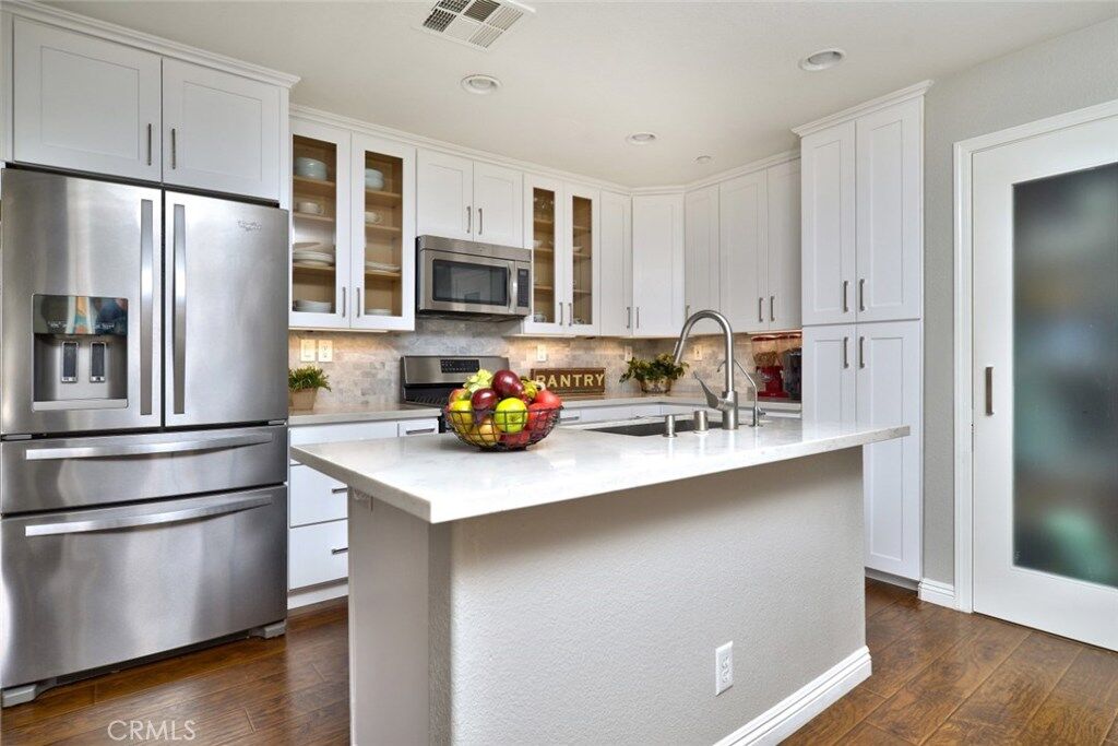 Property Photo:  452 Hummingbird Drive  CA 92823 