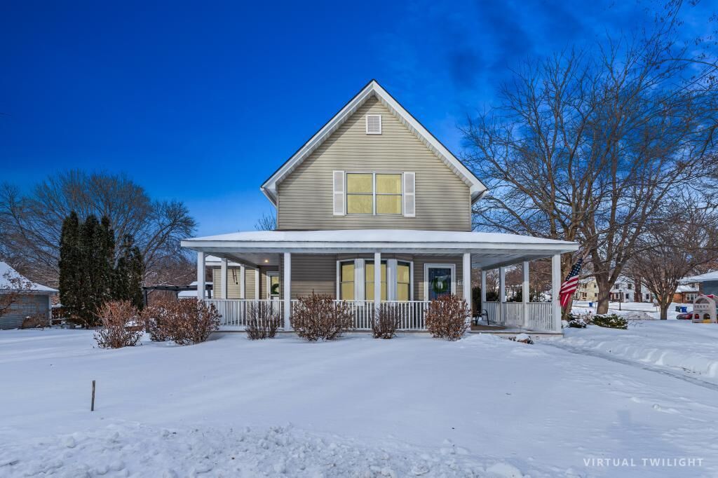 Property Photo: 529 Fremont Street MN 55118