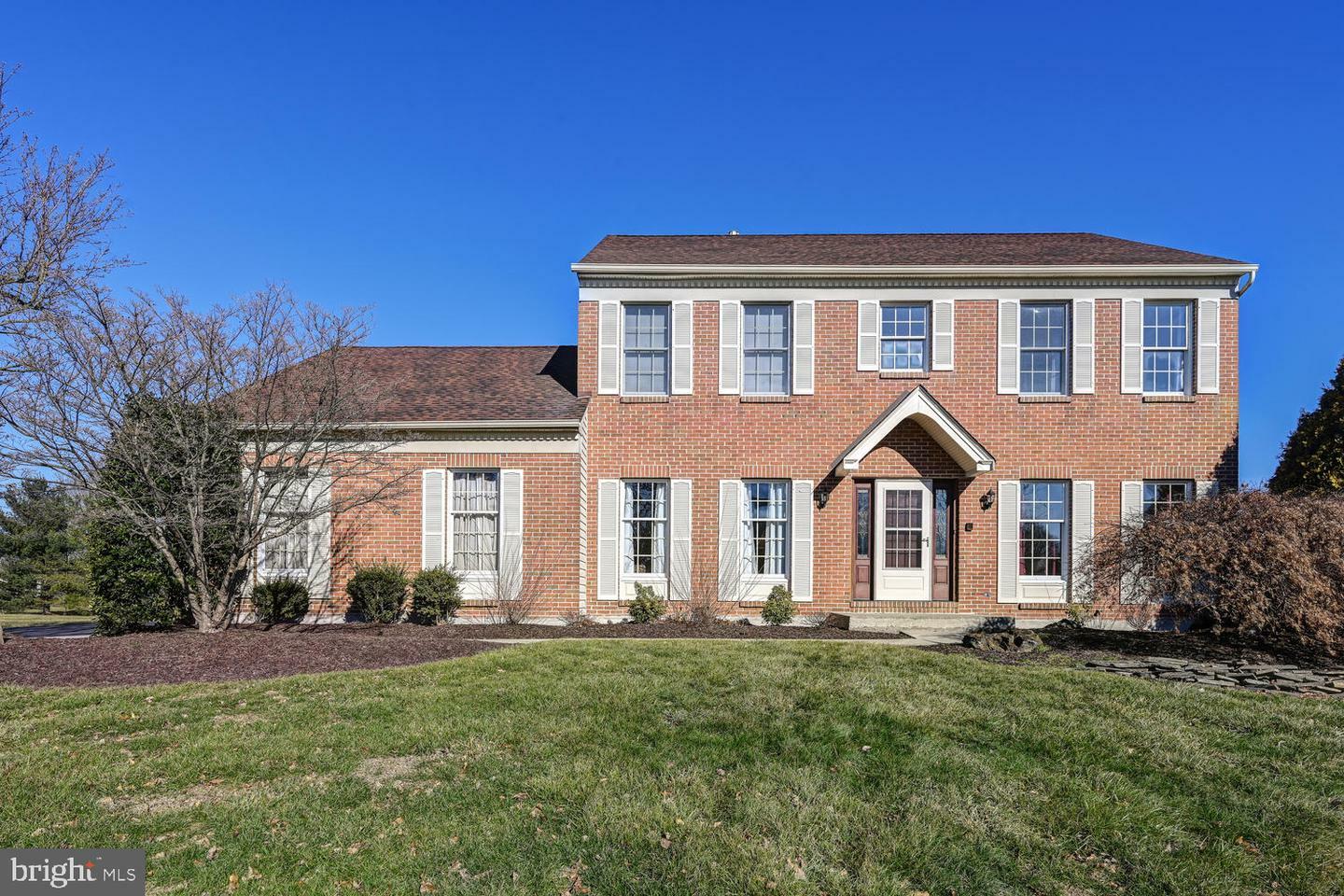 Property Photo: 64 Reed Dr S NJ 08550
