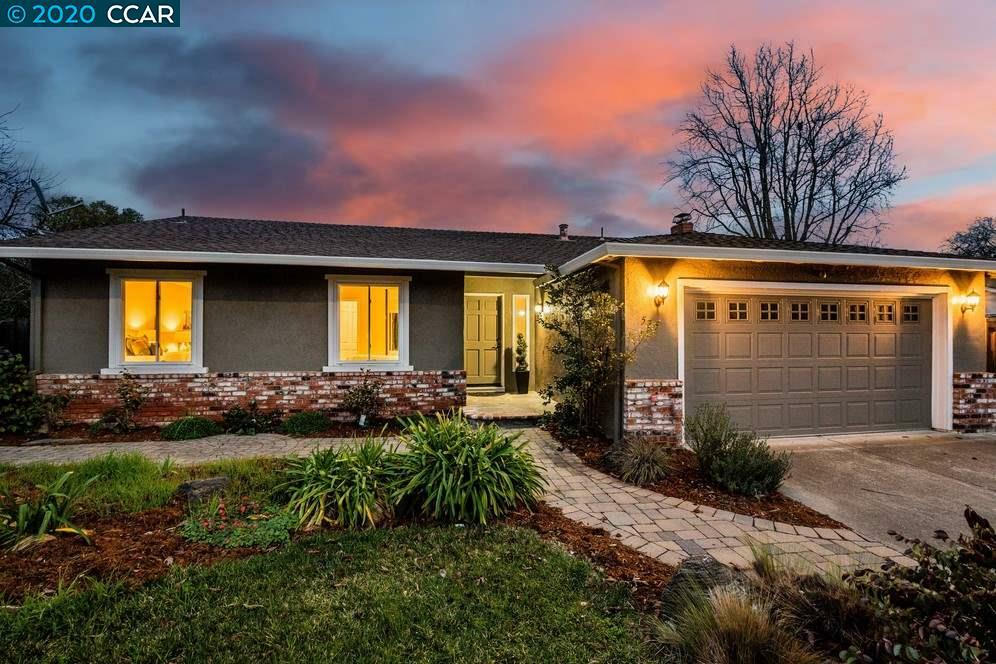 Property Photo: 527 Vine Hill Way CA 94553-5371