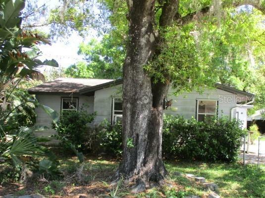 Property Photo:  705 Albritton Avenue  FL 34232 