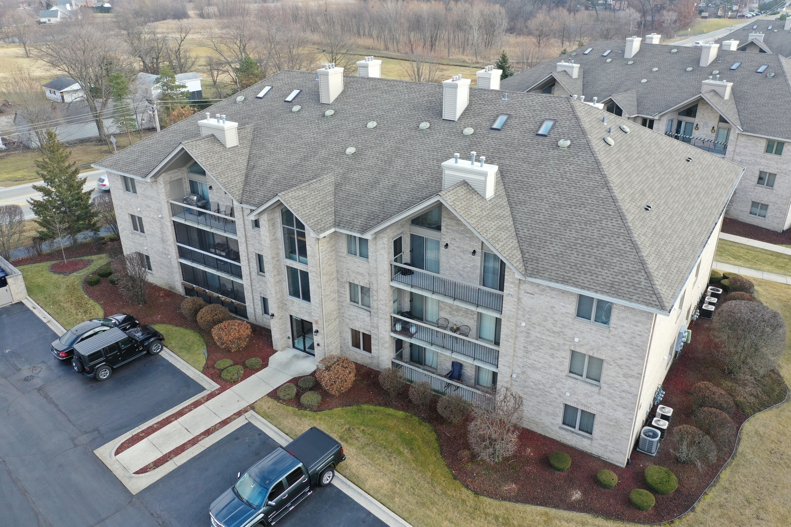 14051 Norwich Lane 101  Orland Park IL 60467 photo