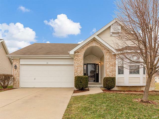 Property Photo: 33 Brookfield Court 63385