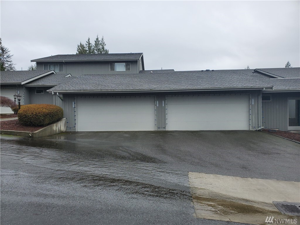 Property Photo:  6918  Woodlands Way 9  WA 98223 
