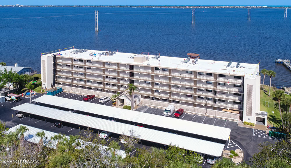 Property Photo: 3901 Dixie Highway NE FL 32905